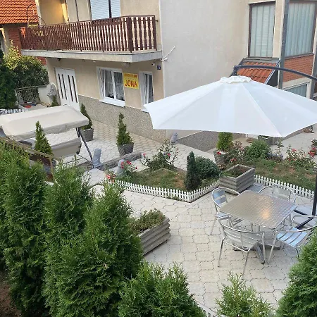 Apartamento De 64 M2 Com 2 *