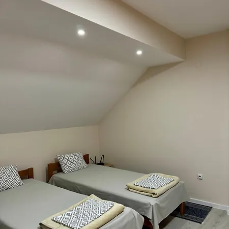De 64 M2 Com 2 Ni